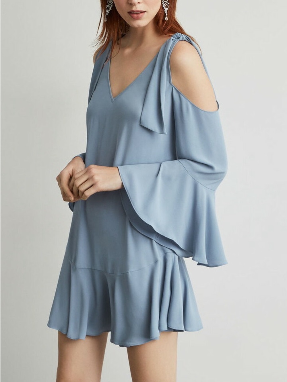 BCBG MAXazria Cold-Shoulder V-Neck Ruffle Dress in Dusty Blue sz Small
